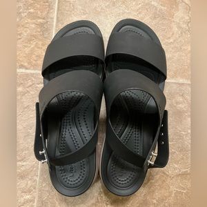 Croc wedge sandals womens size 9